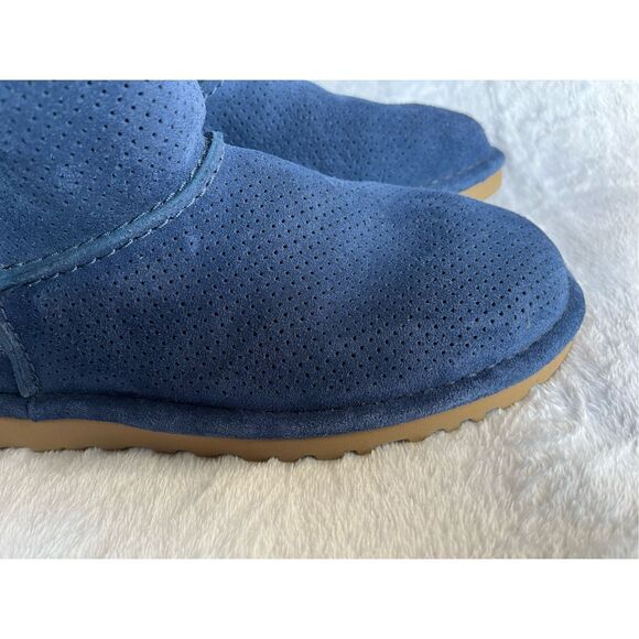 UGG Classic Mini Unlined Perforated Boots – Blue Sz 7 (1016852) - Picture 3 of 16